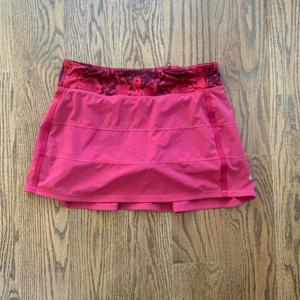 Lululemon tennis skirt size 8